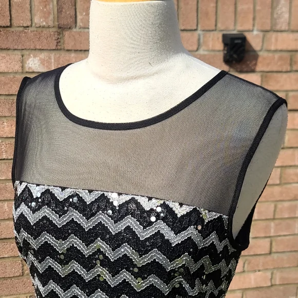 R & M Richards sequin dress - Picture 3 of 7